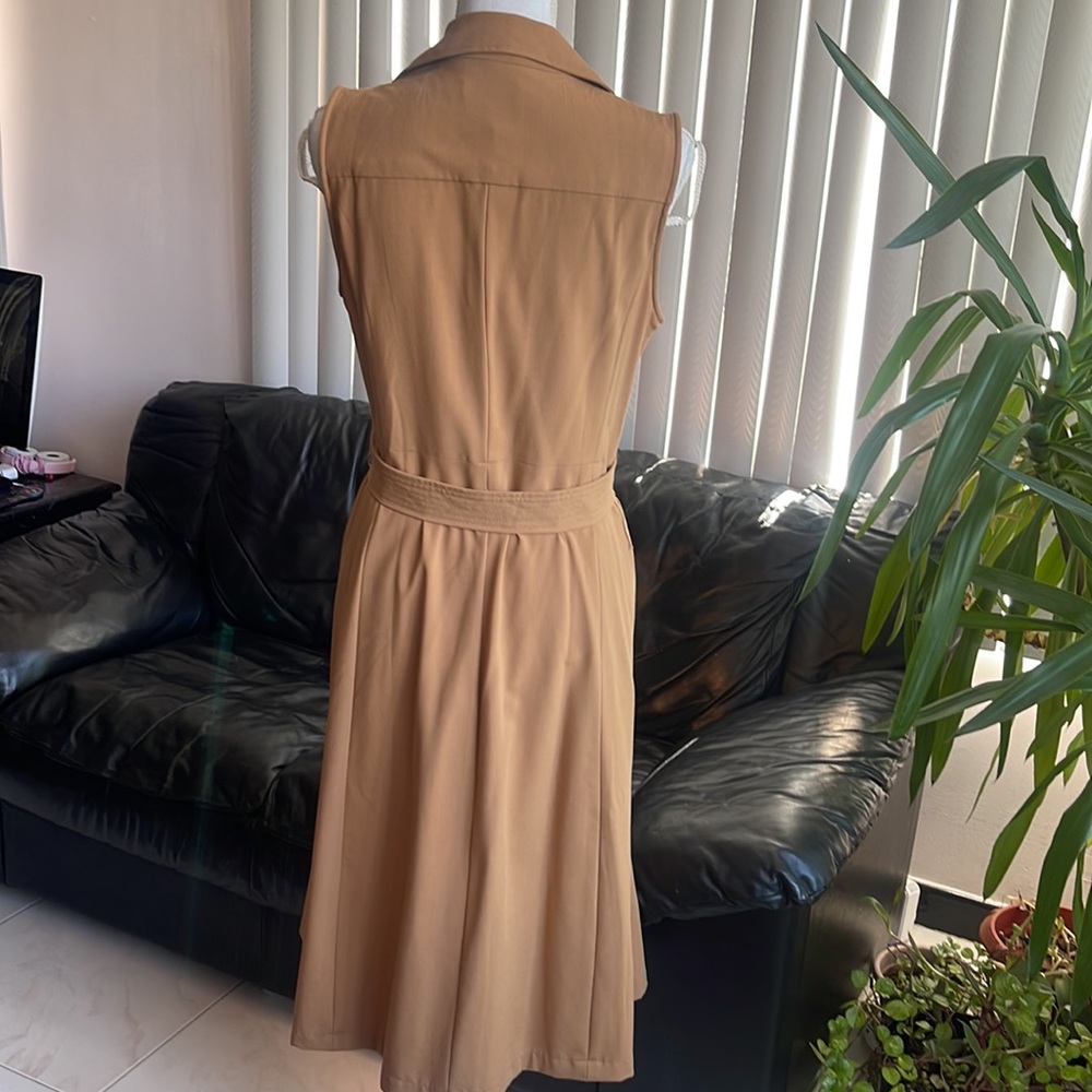 NWT CALVIN KLEIN SLEEVELESS BUTTON DOWN DRESS SIZE 10 - Picture 4 of 6